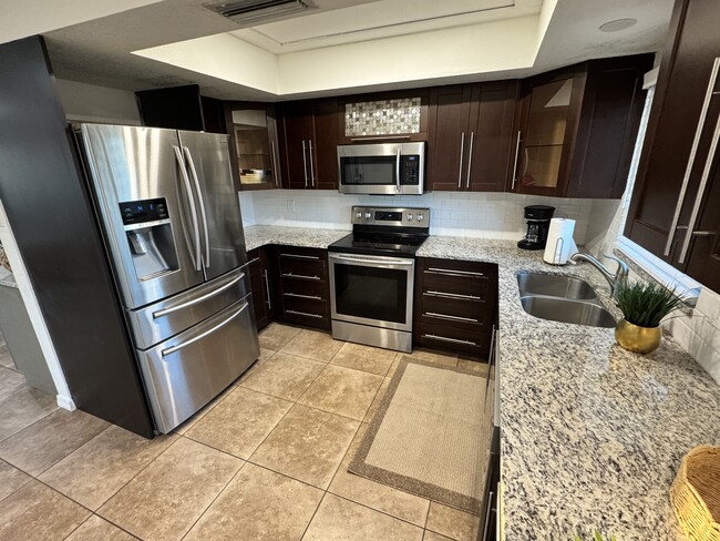 Kitchen - 1805 Manasota Beach Rd