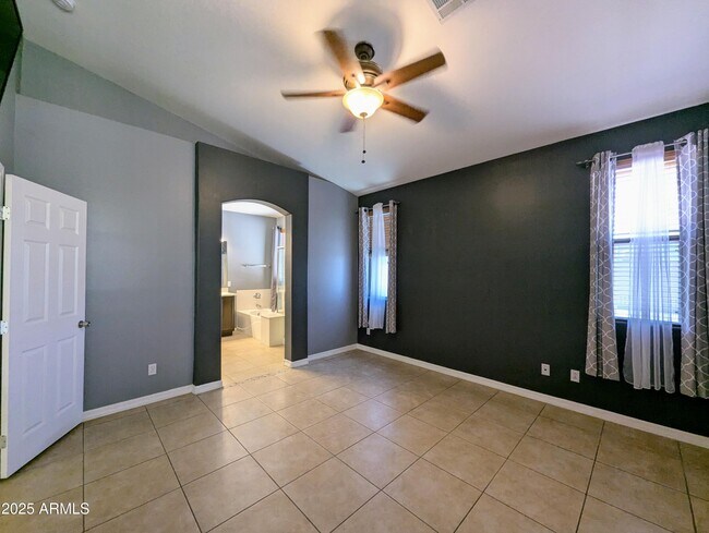 Building Photo - 3731 W St Kateri Dr
