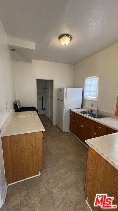 Building Photo - 1553 S Durango Ave