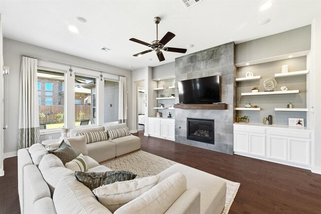 Building Photo - 108 Leon Loop