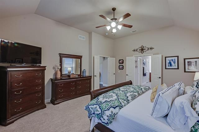 Building Photo - 3120 Pampa