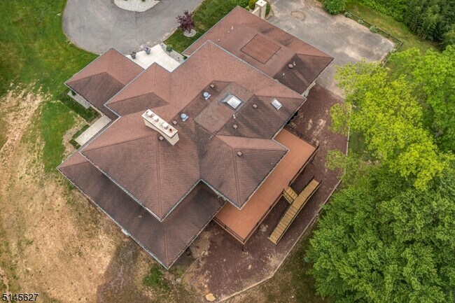 Building Photo - 36 Rocktown Hill Rd