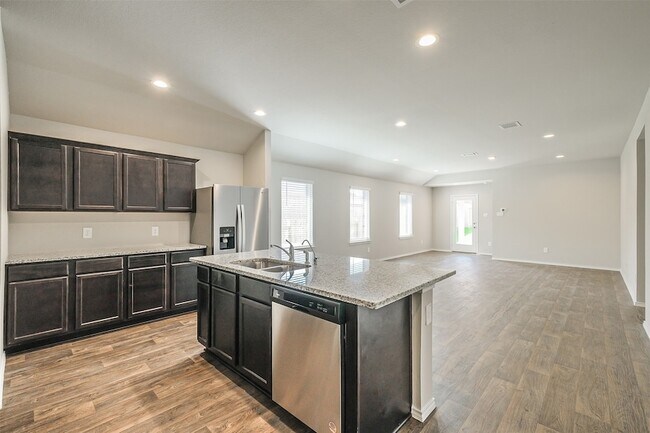 Building Photo - 14668 Blackbrush Mnr