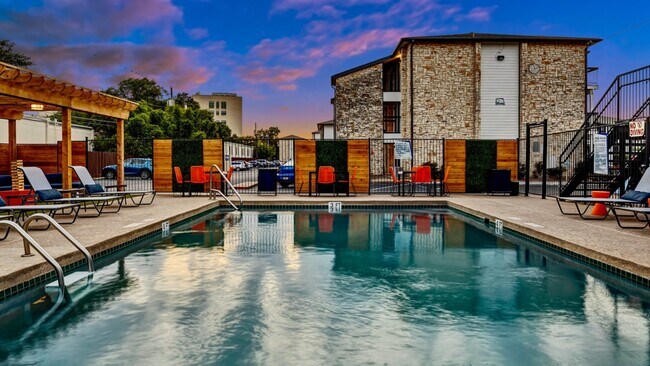 Building Photo - 5200 N Lamar Blvd