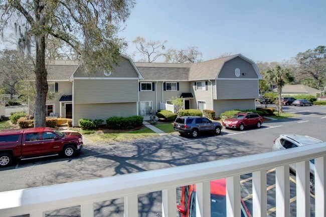 Building Photo - 850 Mallery St