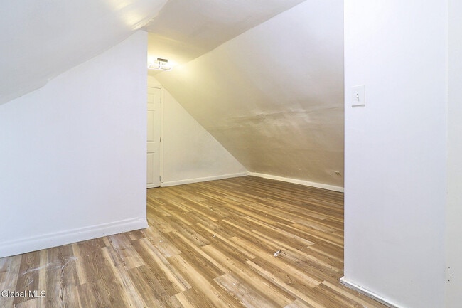 Building Photo - 1369 Santa Fe St