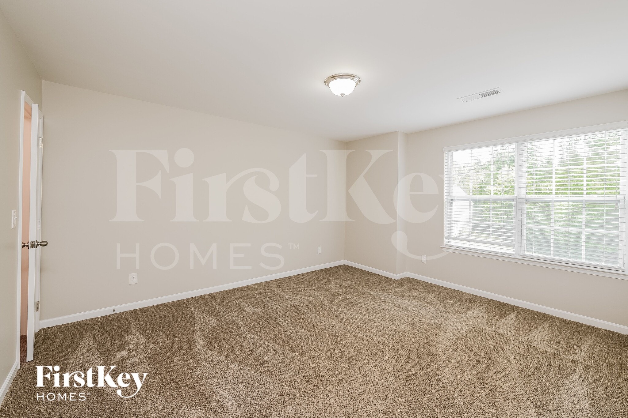 Building Photo - 1684 Castle Peak Dr