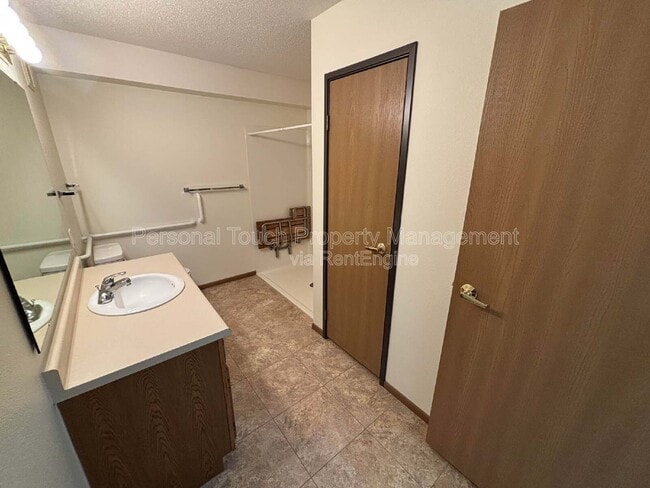 Building Photo - 455 22nd St E