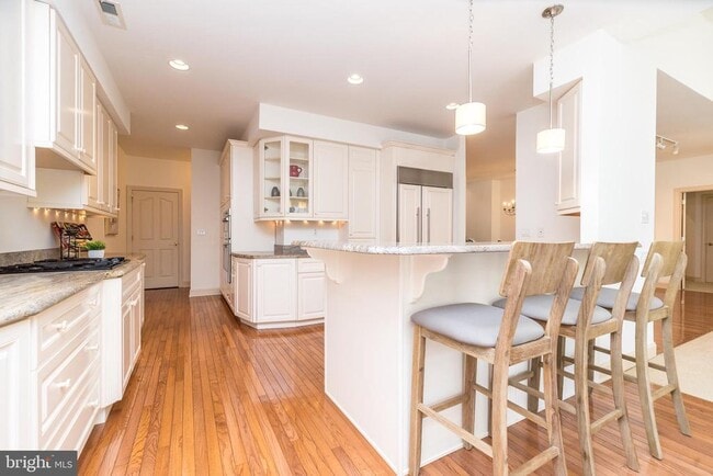 Building Photo - 5812 Hickory Hollow Ln