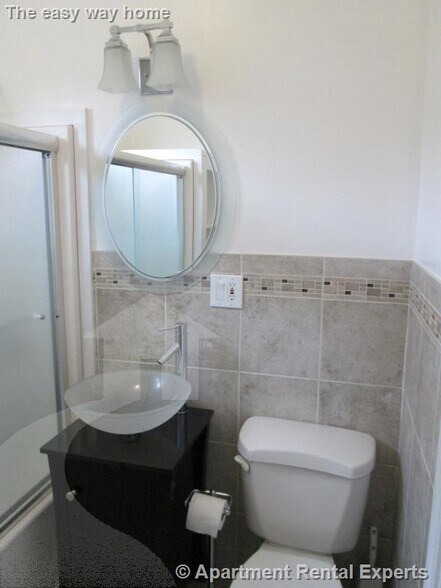 Building Photo - 27 Gilman Ter