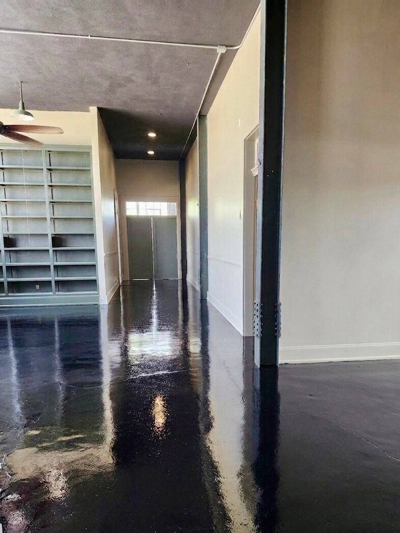 Hallway - 600 Virginia St W