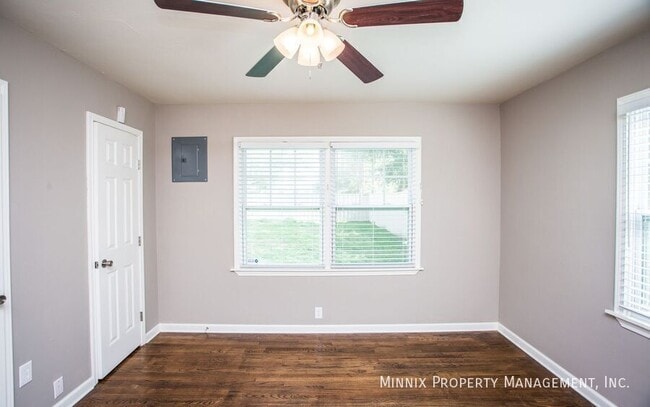 Building Photo - 4416 43rd St