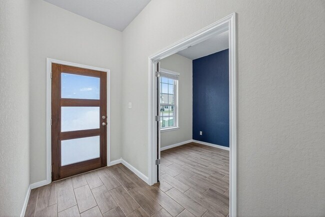 Building Photo - 14350 Gold Rush Pass