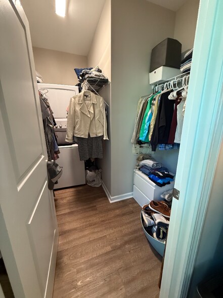 Building Photo - 790 Dunes Dr