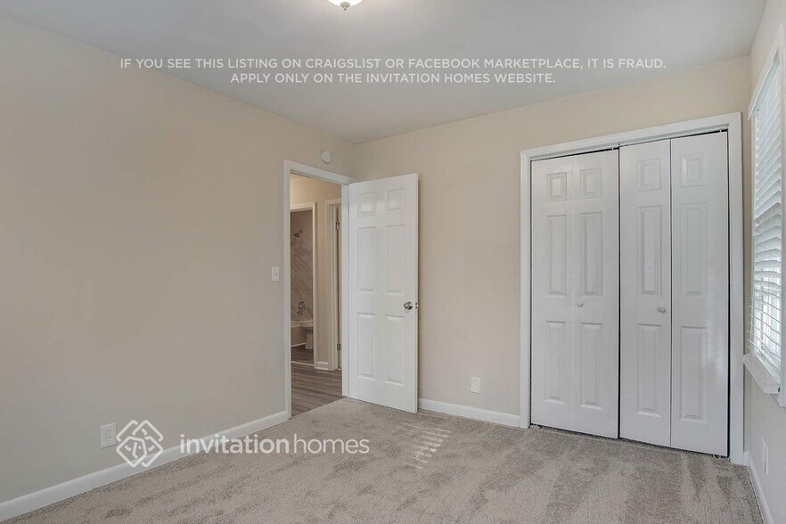 Building Photo - 4424 Malibu Dr