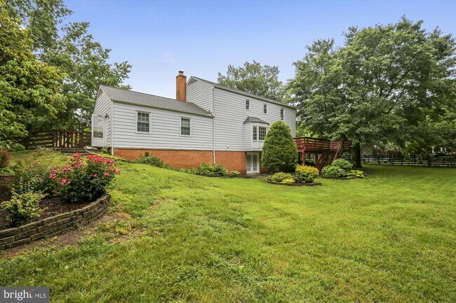 Building Photo - 8120 Cooper St