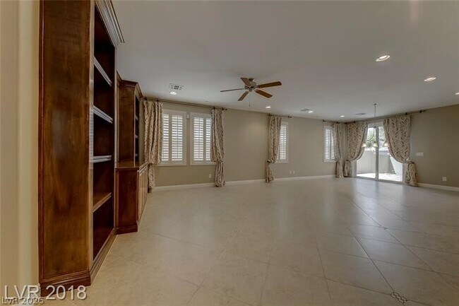 Building Photo - 3144 Whitfeild Ave