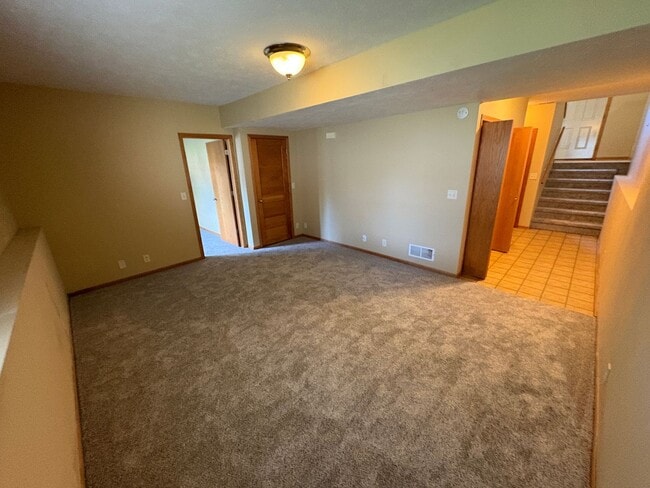 Building Photo - 6834 Whitewater Ln