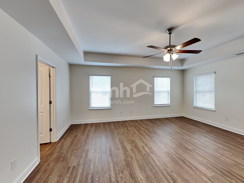 Building Photo - 3597 Okelly Dr