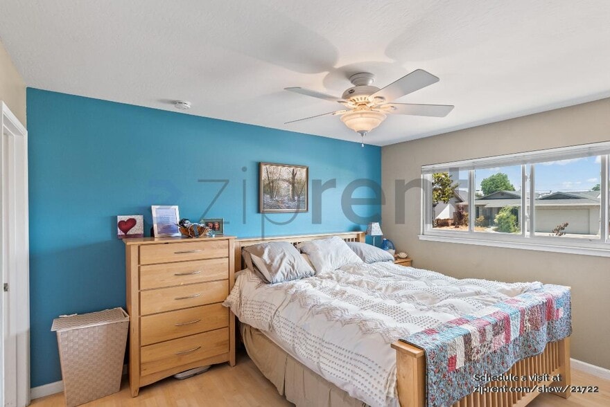 Building Photo - 750 Baylor Dr