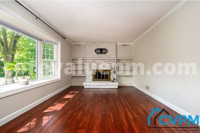 Building Photo - 600 Sandy Hill Rd