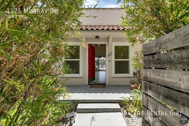 Primary Photo - 1525 Murray Dr