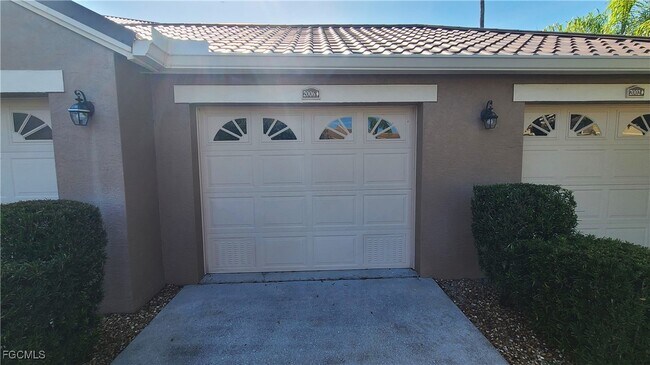 Building Photo - 14571 Daffodil Dr