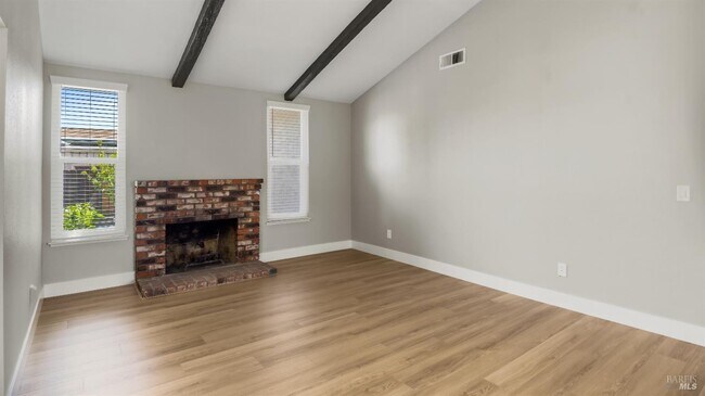 Building Photo - 340 Mokelumne Dr