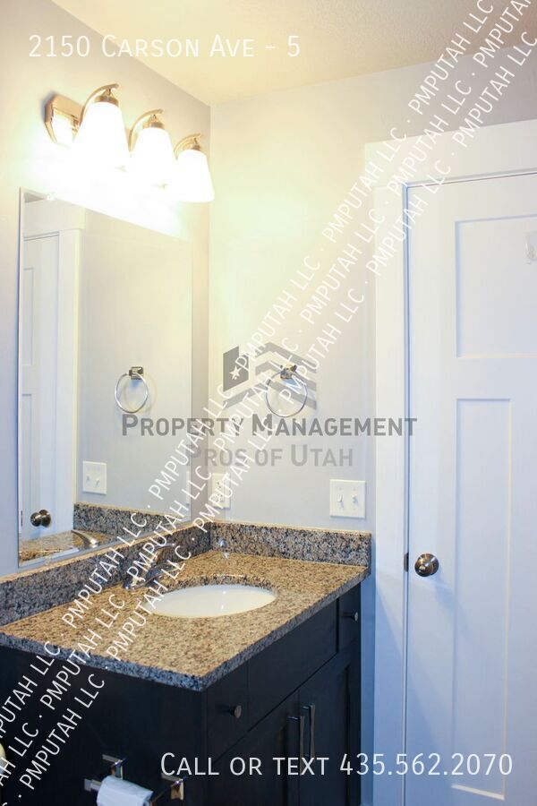 Building Photo - 2150 Carson Ave