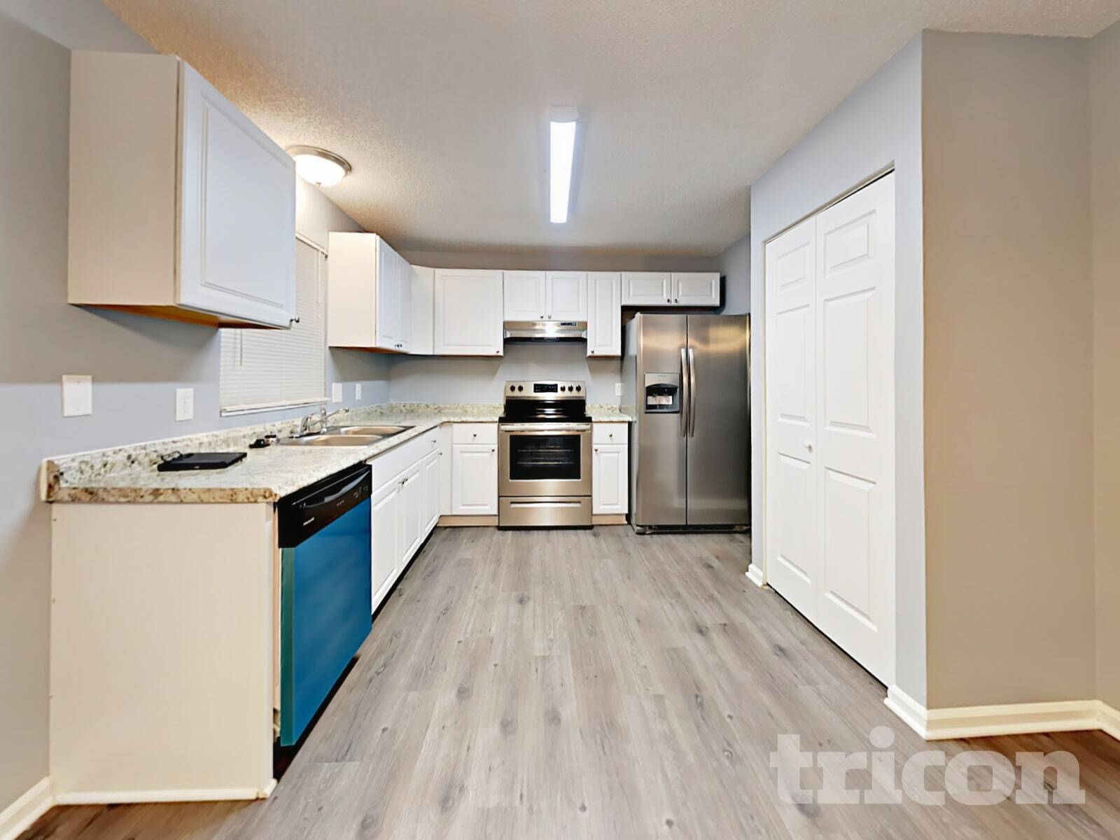 Building Photo - 111 Woodspur Rd