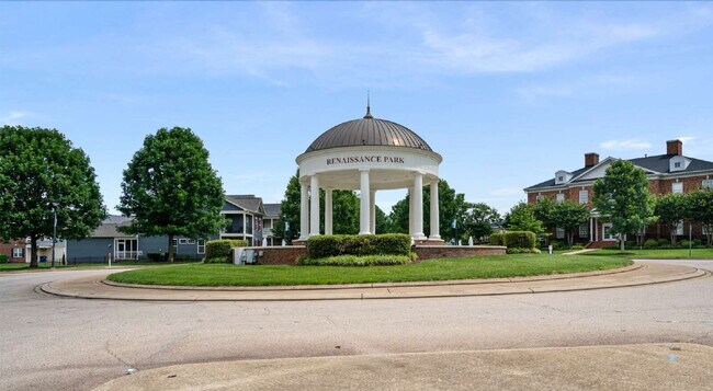 Building Photo - Charming 3-Bed/3.5 Bath Townhouse with 211...