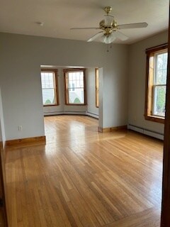 Building Photo - 21 Maple St