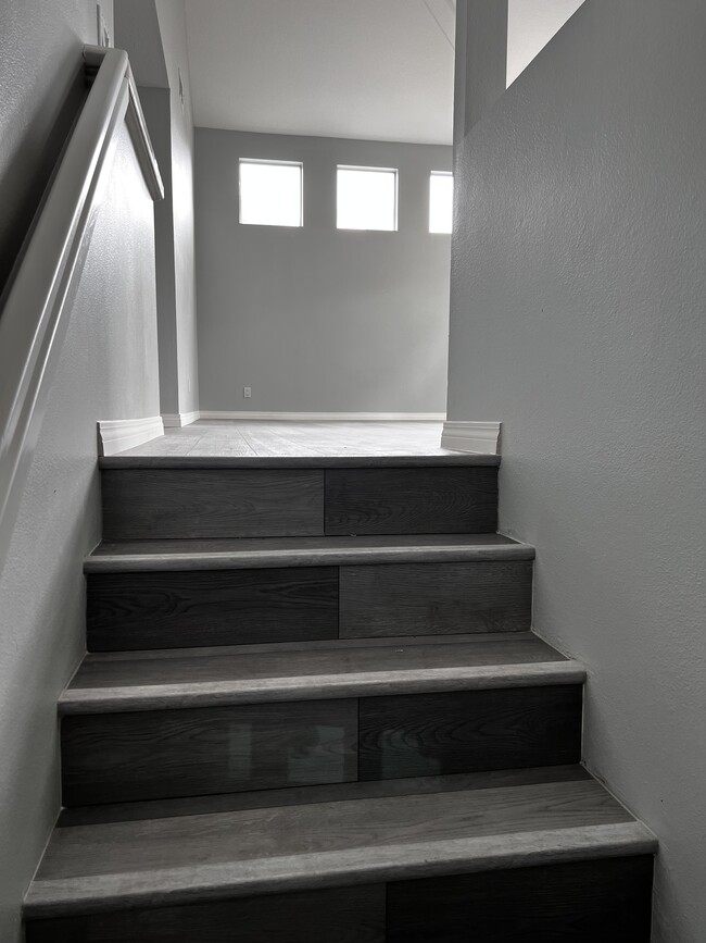 Entryway Stairs - 940 N Turner Ave