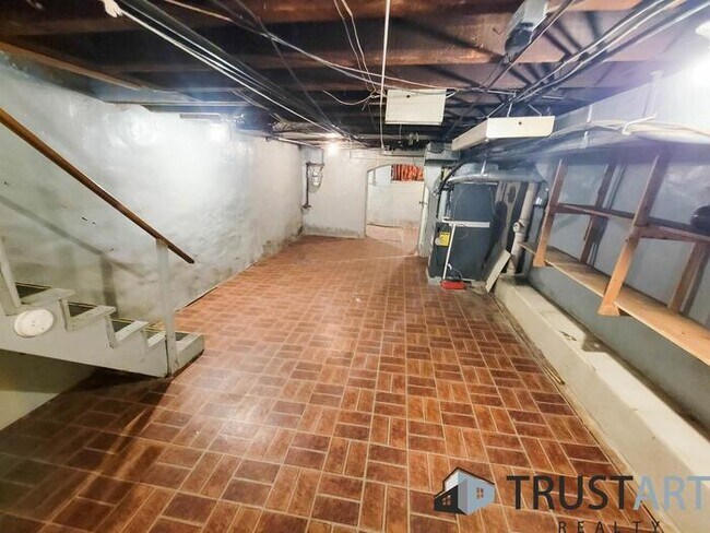 Building Photo - 2840 West Glenwood Avenue - 1, Philadelphi...