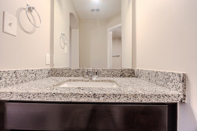Building Photo - 8702 Shiloh Rock Dr