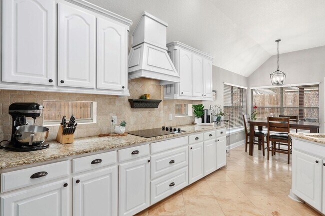Building Photo - Upgraded 3 Bed Home in Aledo ISD with Office and Spacious Open Layout
