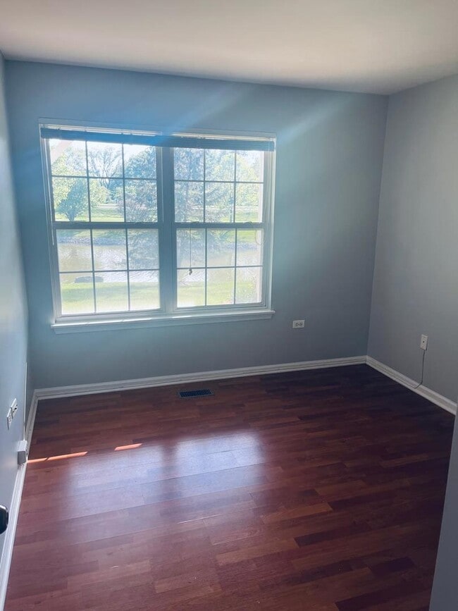 Building Photo - 2947 Rutland Cir