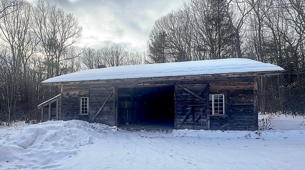 Building Photo - 45 Hoppen Rd