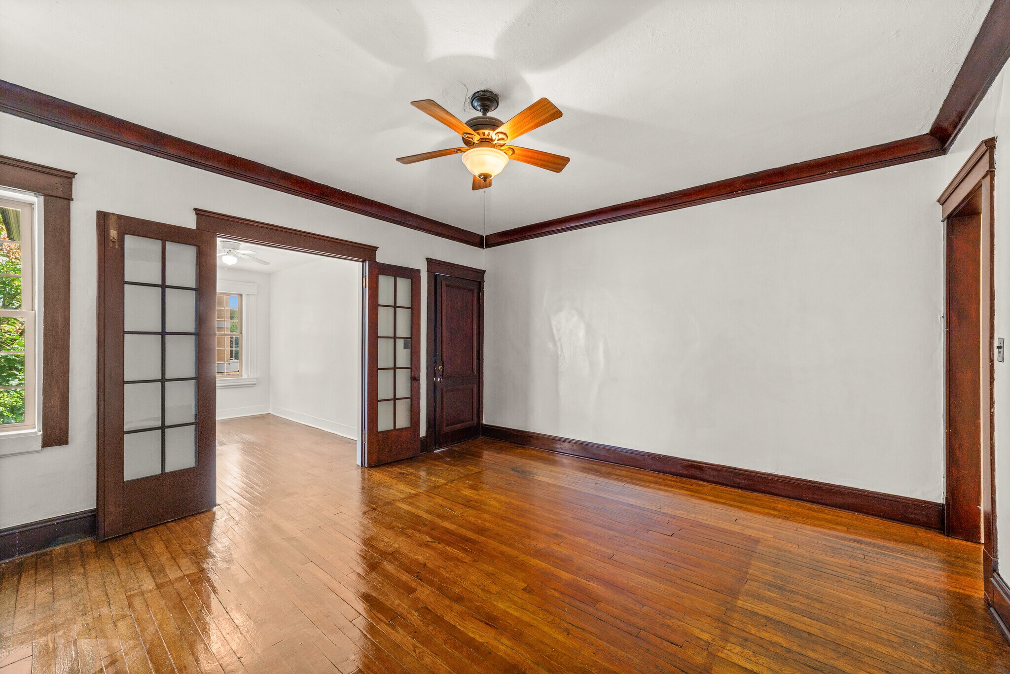 Living Room - 11427 Clifton Blvd