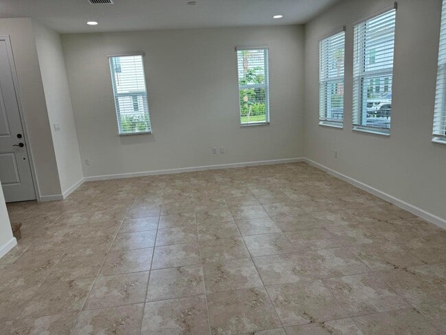 Building Photo - 16452 Millenium Ct