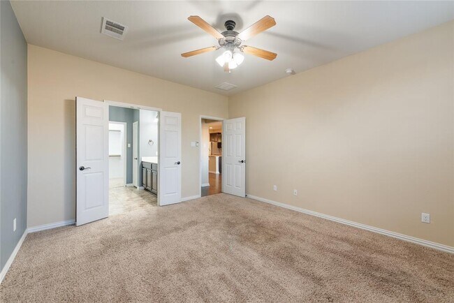 Building Photo - 9961 Aly May Dr