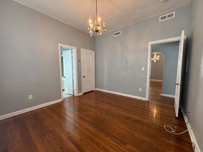 Building Photo - Davis Island Charming Home