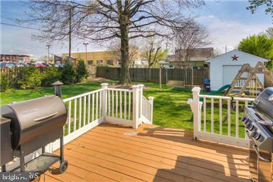 Building Photo - 6659 Jefferson Ave