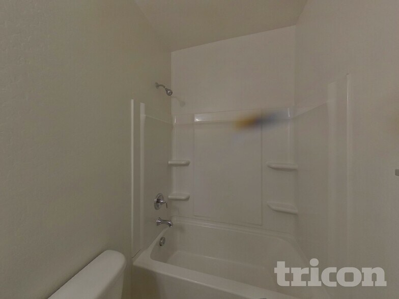 Building Photo - 42037 W Lunar St