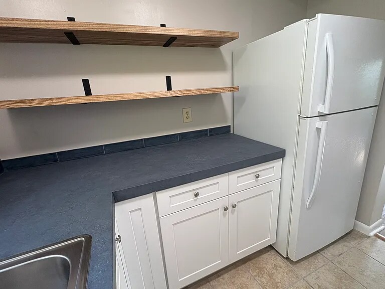 Building Photo - 6 Graves St