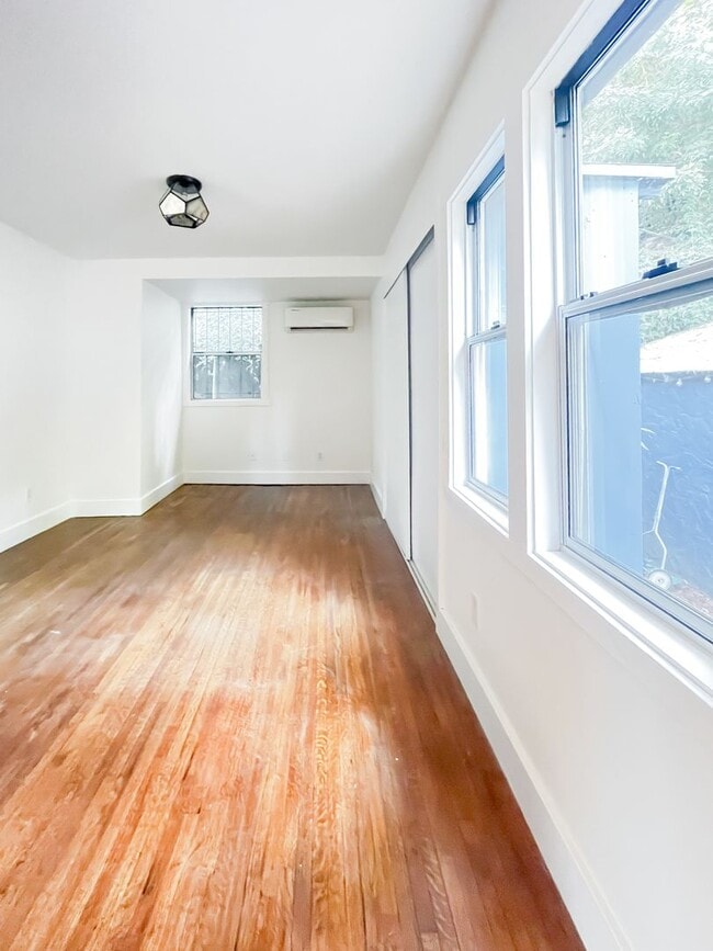 Building Photo - 2246 N Alvarado St