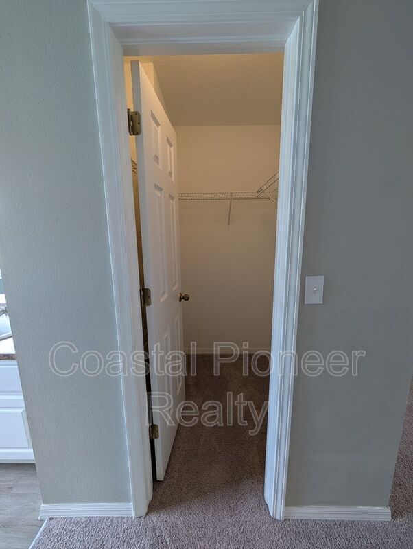 Building Photo - 9019 Cochise Ln