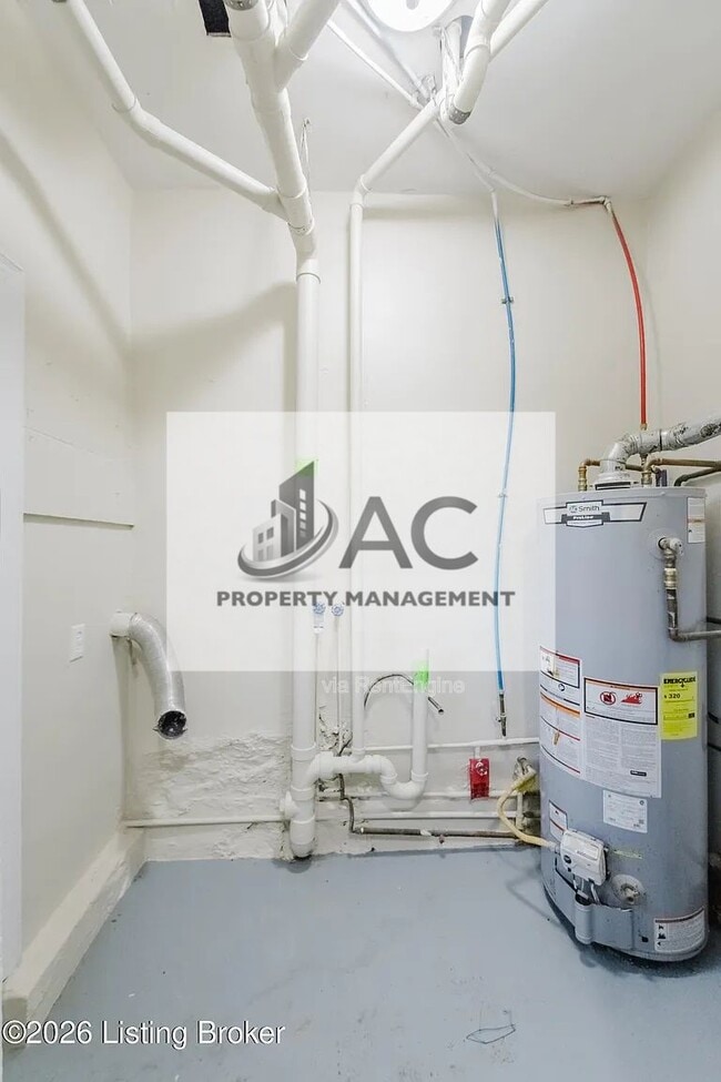 Building Photo - 4405 S 2nd St