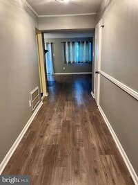 Building Photo - 306 Kelly Cove