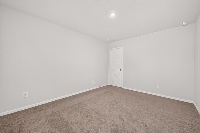 Building Photo - 15610 Coneflower Hls Dr